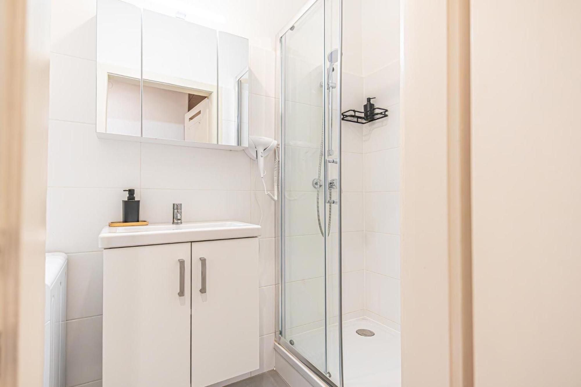 Desirable 2Br - Bookable For Longstays In Lockdown B Wenen Buitenkant foto